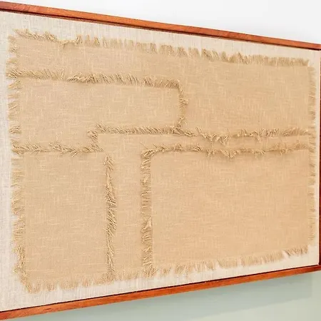 Granby Gem: Exquisite 3-bed Flat דירה