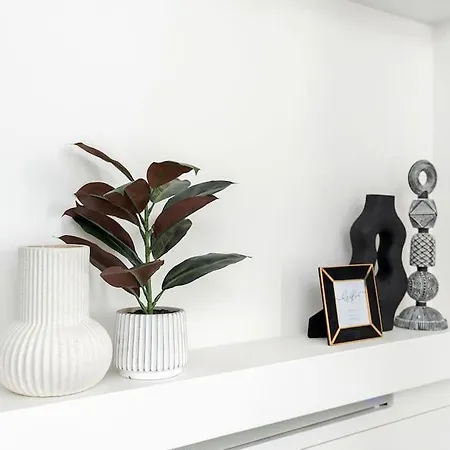 Granby Gem: Exquisite 3-bed Flat Διαμέρισμα Χαρογκέιτ